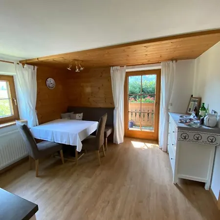 Hof Oberhaus مزرعة للإقامة كيتزبوهيل