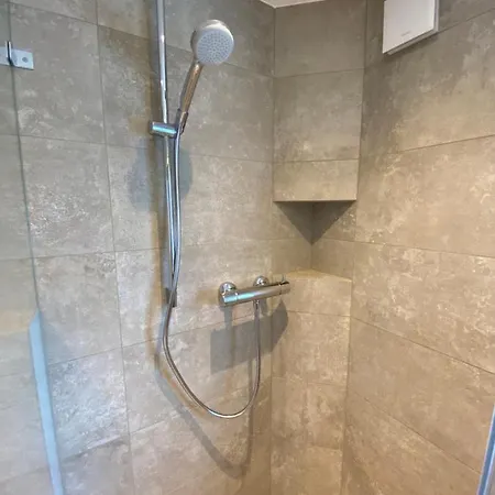 בית חווה Hof Oberhaus *