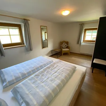 Hof Oberhaus 키츠부헬