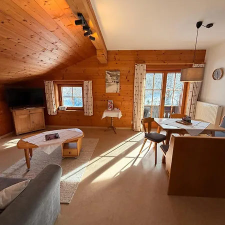 Hof Oberhaus ファームステイ キッツビュール